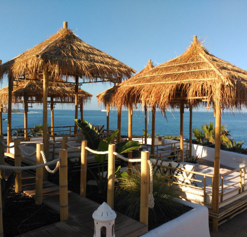 Savia hotel Jardín Tropical camas balinesas vista mar