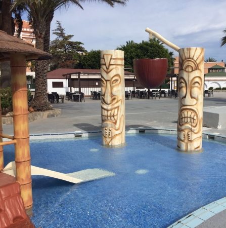 Roc Hotel Golf Trinidad Savia parque acuático infantil coco bloques étnicos